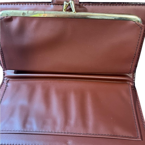 Red Crocodile Leather Bi-Fold Wallet/Checkbook Holder โ Pristine Condition, Must - Picture 5 of 9